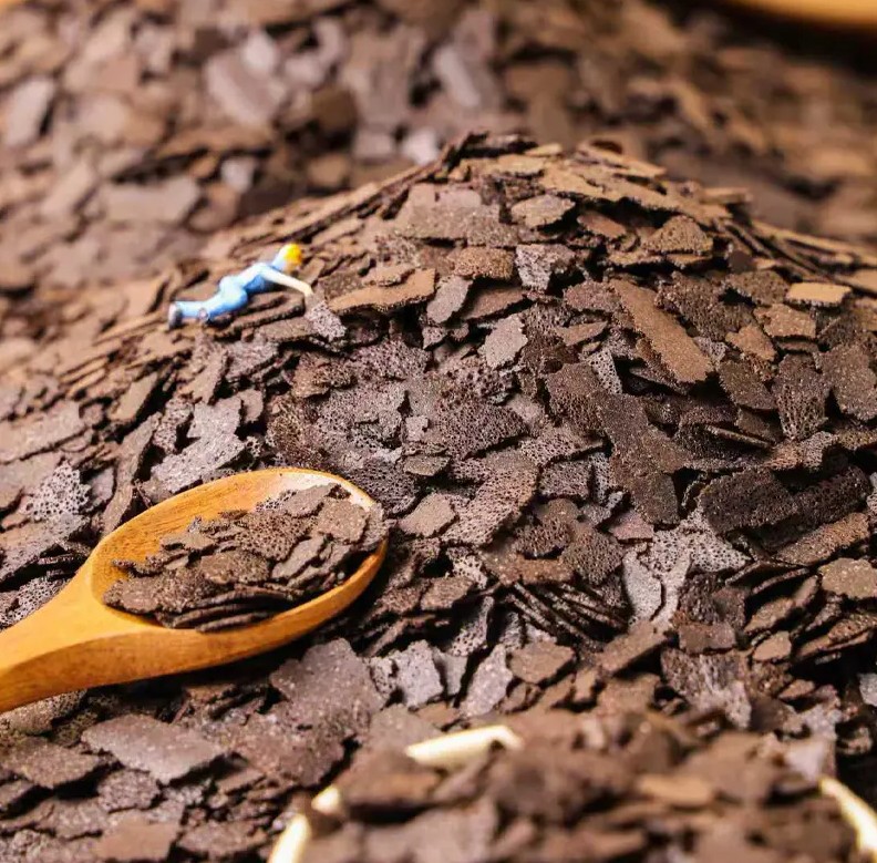 ¿Qué es el cacao feuilletine y por qué se convirtió en el ingrediente de textura esencial en los postres premium?